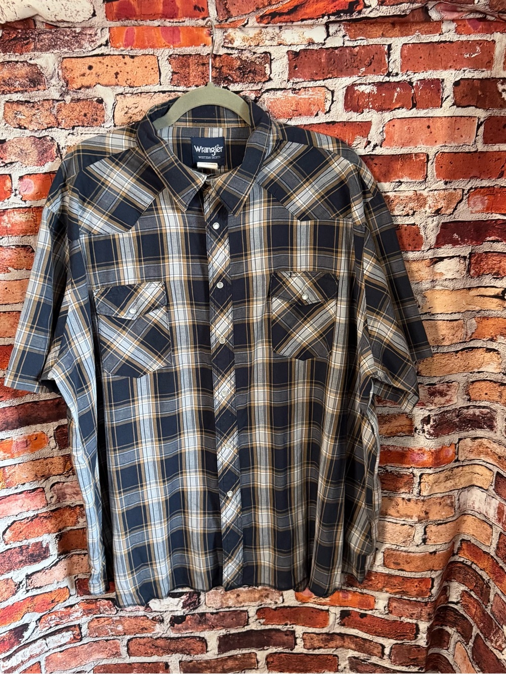 Wrangler Short Sleeve Plaid Button-Down Shirt in Navy and Beige Western 3X
